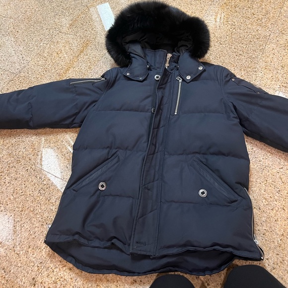 MENS 
LIKE new moose knuckles ORIGINAL 3Q FUR down jacket in navy with fur - Picture 5 of 5